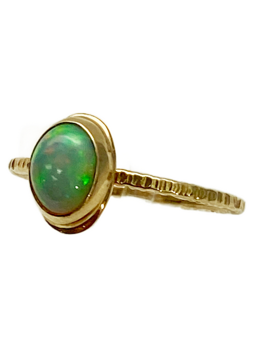 10k Gold Opal Ring