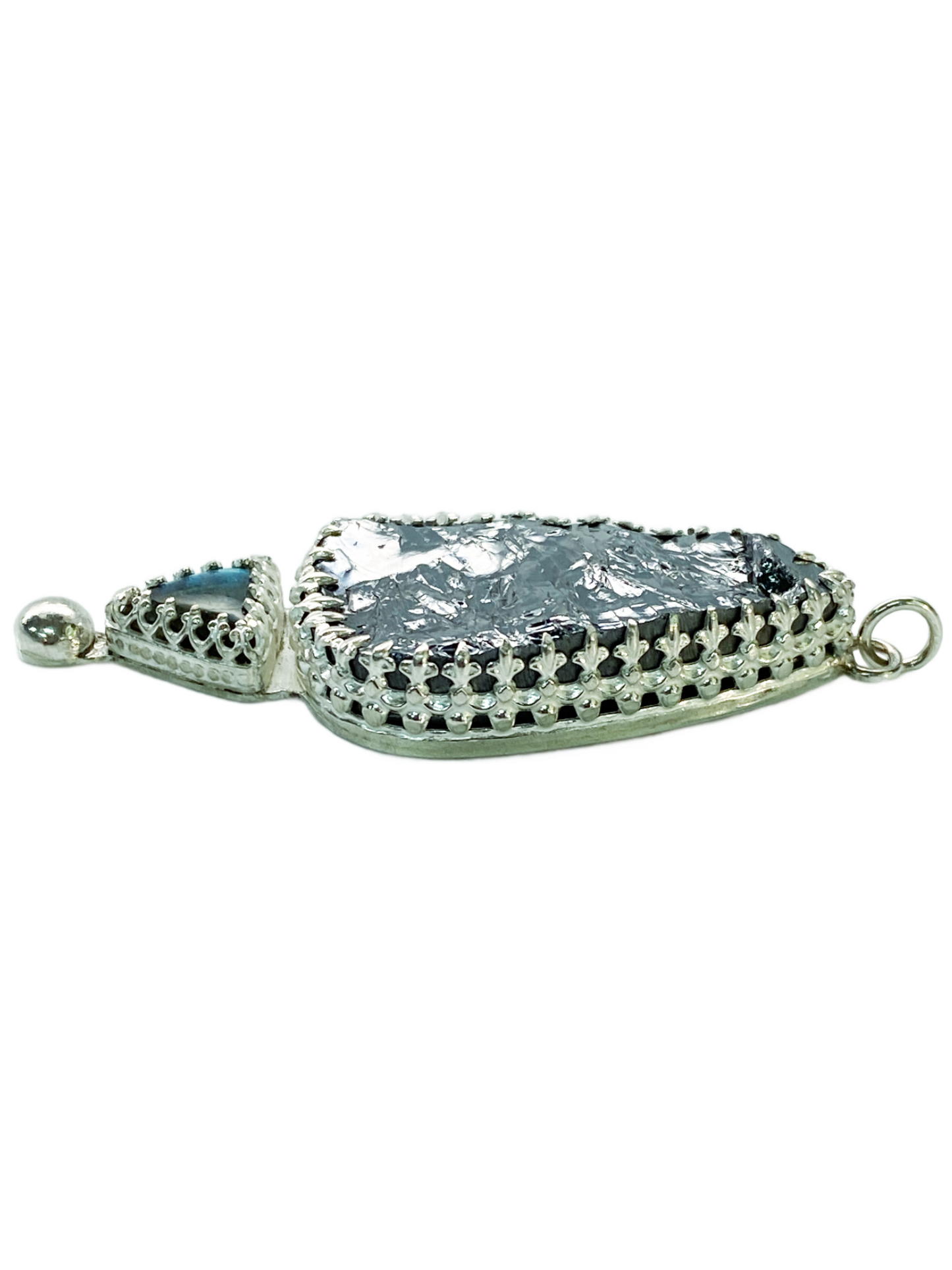 Elite Shungite & Labradorite Pendant