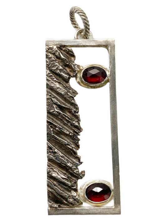 Emergence Pendant