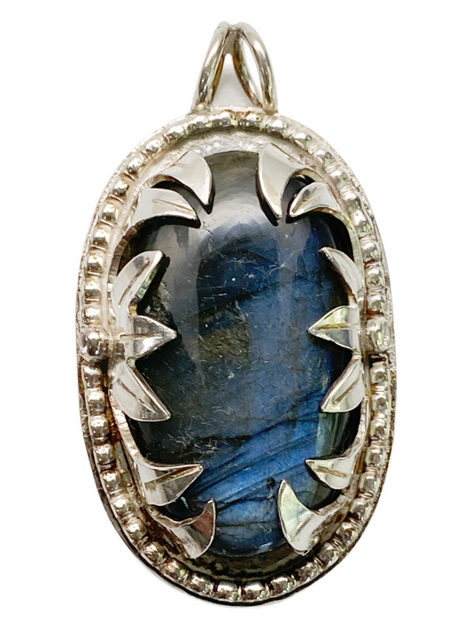 Labradorite Garden Pendant
