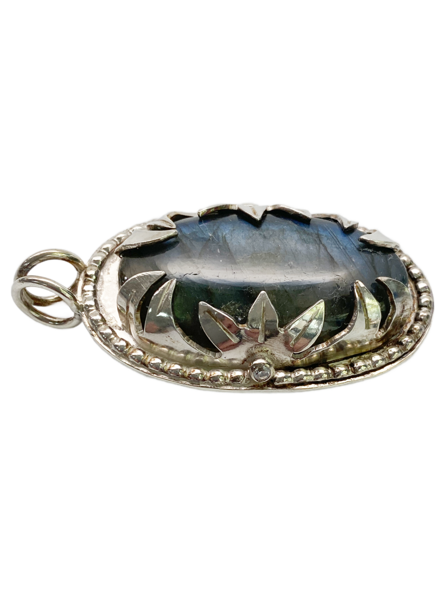 Labradorite Garden Pendant